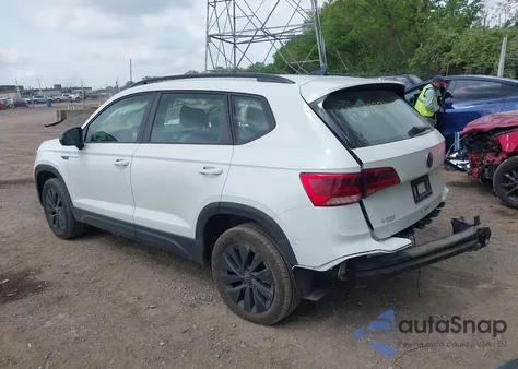 2022 Volkswagen Taos 1.5T S z USA, uszkodzony, nr VIN 3VVDX7B26NM002328